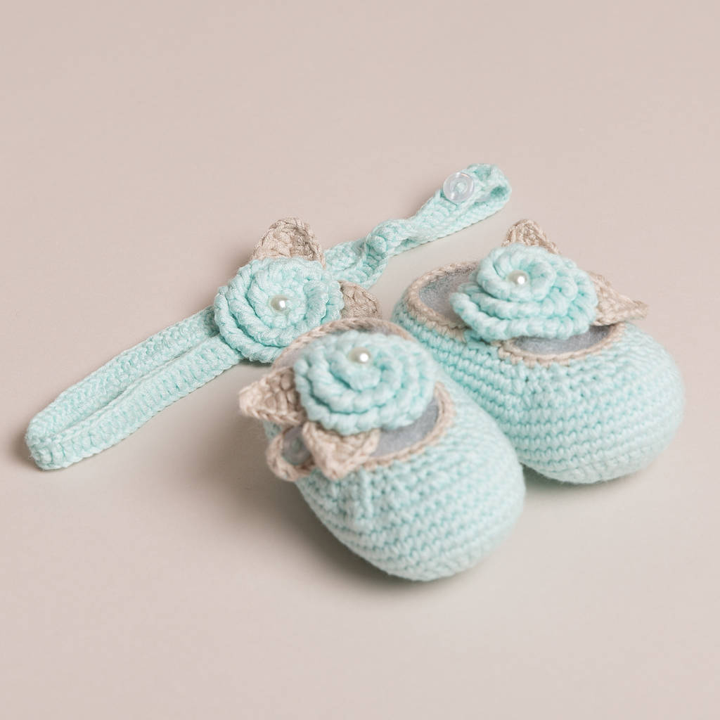 Pearl shoes for baby girl deals